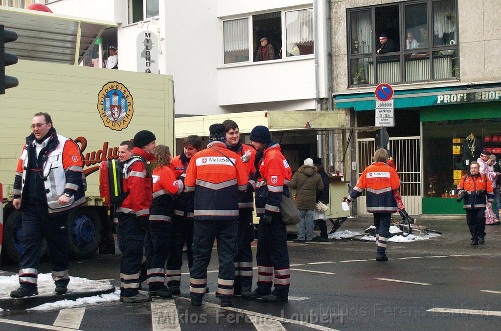 Feuerwehr Rettungsdienst Koelner Rosenmontagszug 2010 P049.JPG